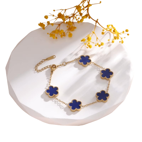 Golden Noir Clover Bracelet
