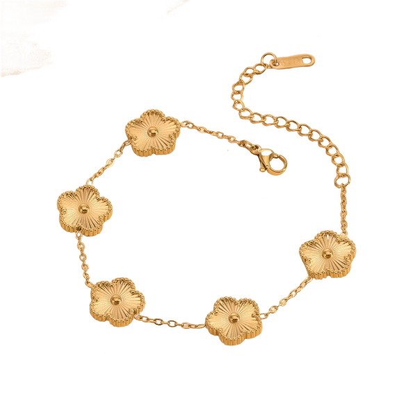 Golden Noir Clover Bracelet