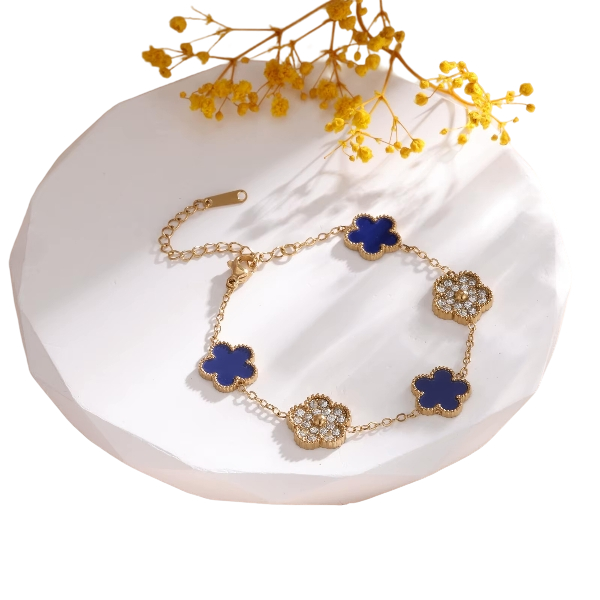 Golden Noir Clover Bracelet