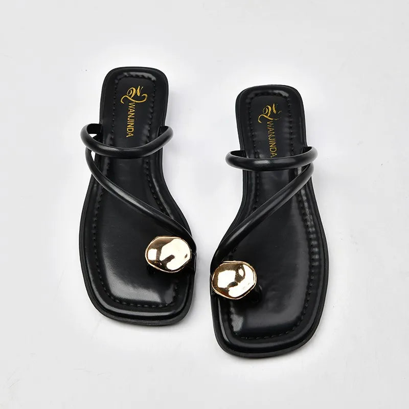 Toe Knot Sandals